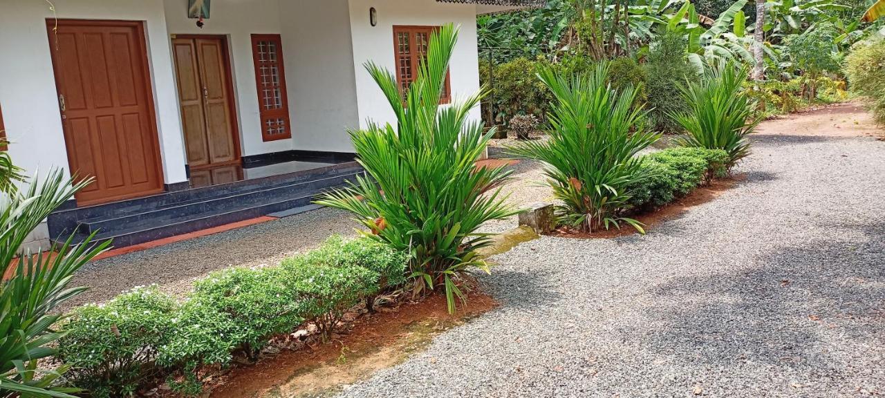 Kuttickattil Gardens Homestay Коттаям Экстерьер фото